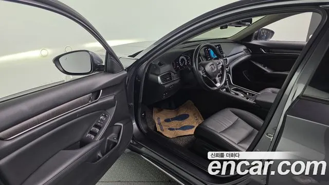 Honda Accord 2021 — фото 11