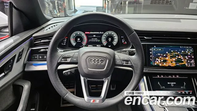 Audi Q8 2021 — фото 13