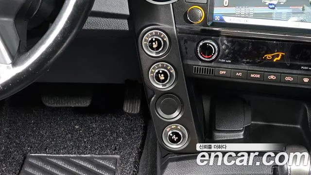 KG_Mobility_Ssangyong KORANDO 2018 — фото 20