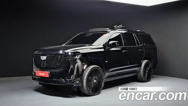 Cadillac Escalade 2022 — фото 1