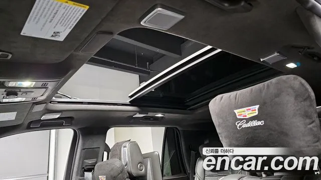 Cadillac Escalade 2022 — фото 20