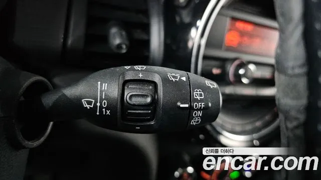Mini Cooper 2015 — фото 16