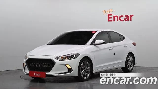 Hyundai AVANTE 2018 — фото 1