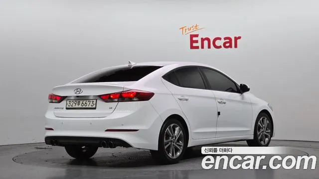 Hyundai AVANTE 2018 — фото 2