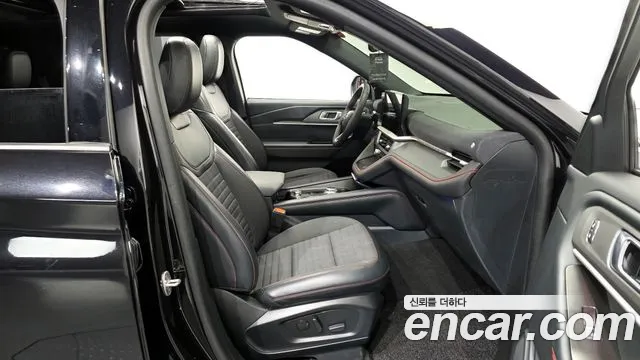 Ford Explorer 2025 — фото 11