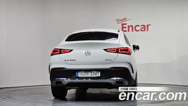 Mercedes-Benz GLE-Class 2021 — фото 4