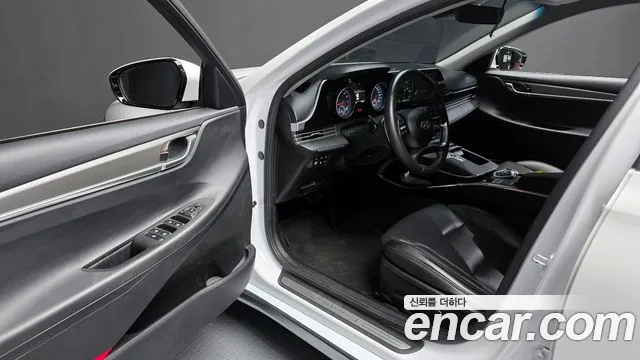 Hyundai Grandeur 2022 — фото 10