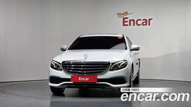Mercedes-Benz E-Class 2019 — фото 3
