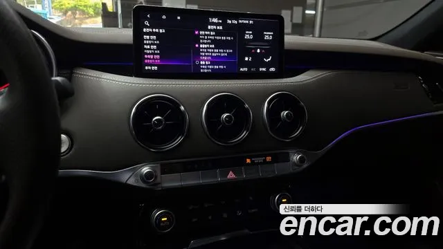 Kia Stinger 2021 — фото 16