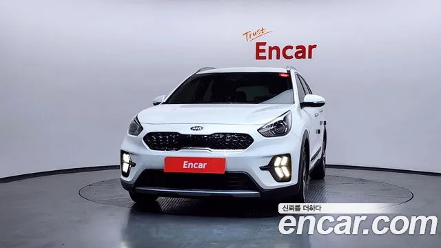 Kia Niro 2020 — фото 3