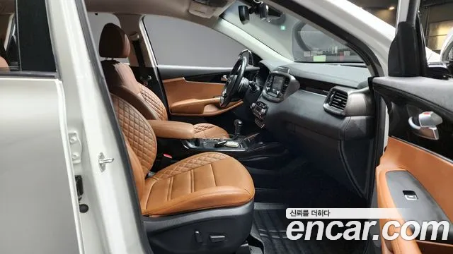 Kia Sorento 2020 — фото 10