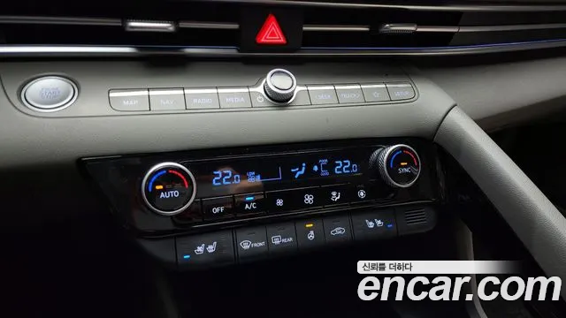 Hyundai AVANTE 2024 — фото 16