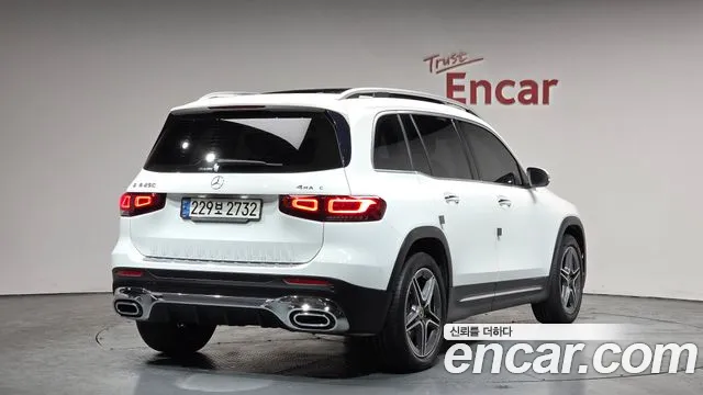 Mercedes-Benz GLB-Class 2021 — фото 1