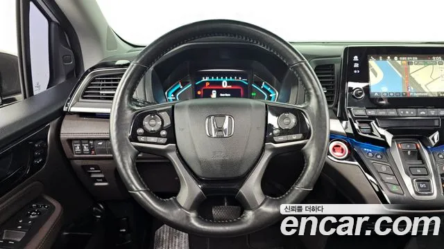 Honda Odyssey 2018 — фото 13