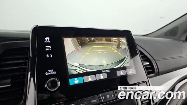 Honda Odyssey 2018 — фото 15