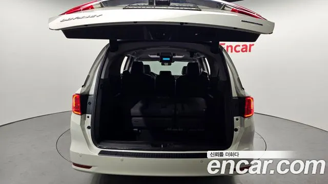Honda Odyssey 2018 — фото 20