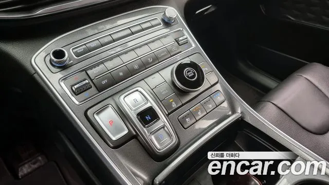 Hyundai Santafe 2021 — фото 9