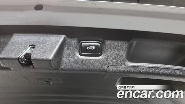 Hyundai Santafe 2021 — фото 20