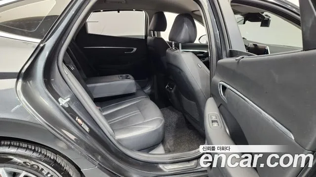 Hyundai Sonata 2020 — фото 12