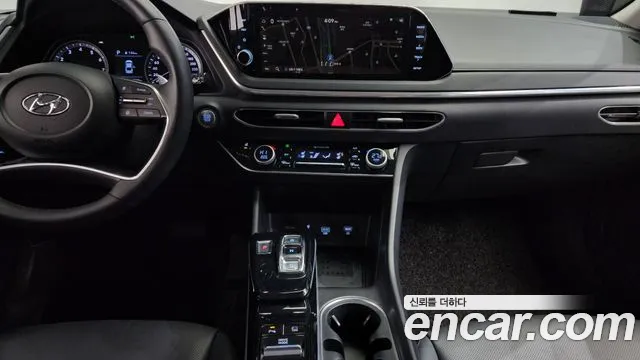Hyundai Sonata 2020 — фото 14