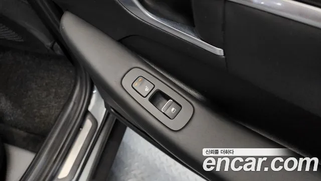 Hyundai Sonata 2020 — фото 19