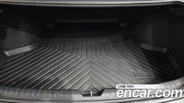 Hyundai Sonata 2020 — фото 20