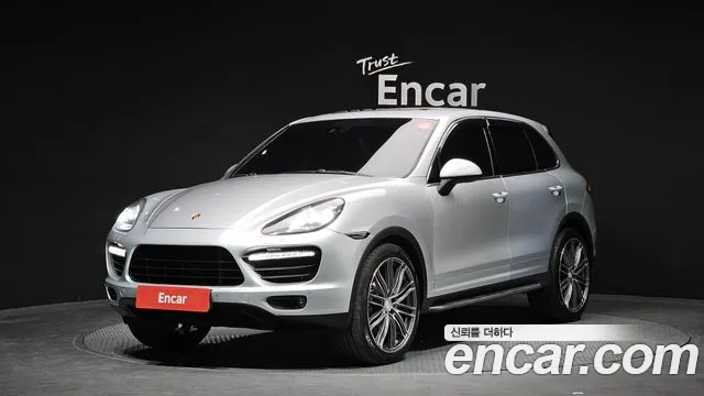 Porsche Cayenne 2011 — фото 1