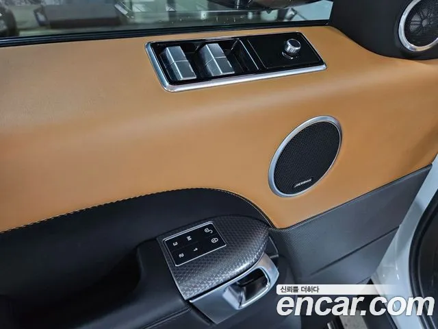 Land Rover Range Rover Sport 2018 — фото 15