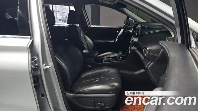 Hyundai Santafe 2019 — фото 10
