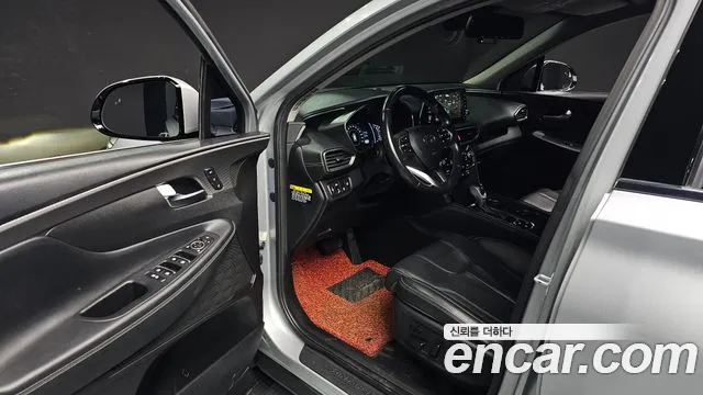 Hyundai Santafe 2019 — фото 11