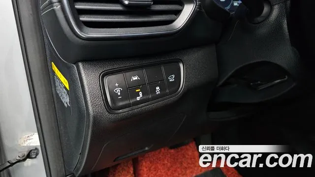 Hyundai Santafe 2019 — фото 18