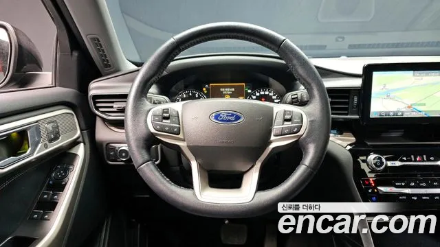 Ford Explorer 2022 — фото 13