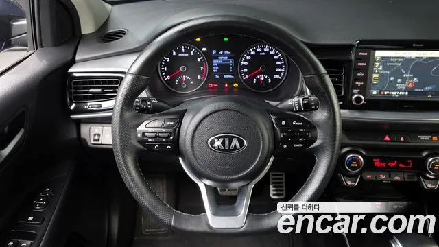 Kia Stonic 2019 — фото 18