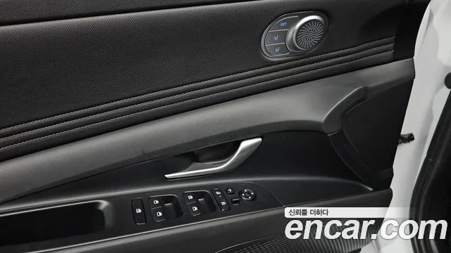 Hyundai AVANTE 2025 — фото 19