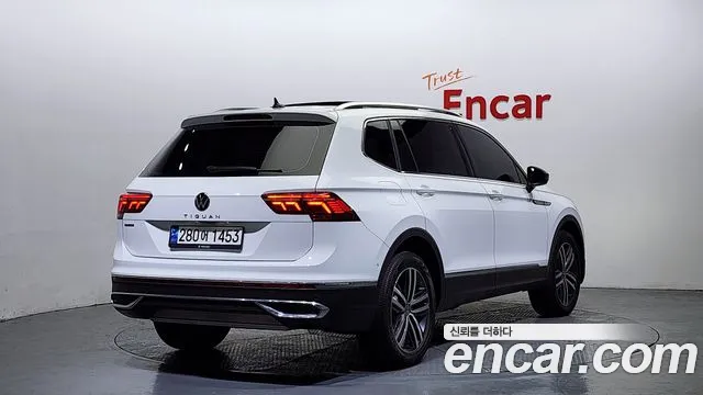 Volkswagen Tiguan 2022 — фото 2