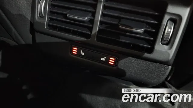 Land Rover Range Rover Evoque 2020 — фото 19