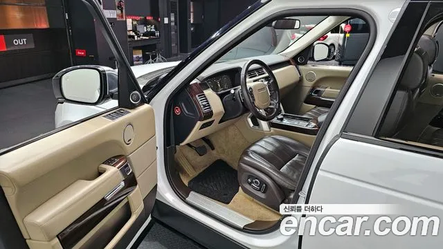 Land Rover Range Rover 2016 — фото 11