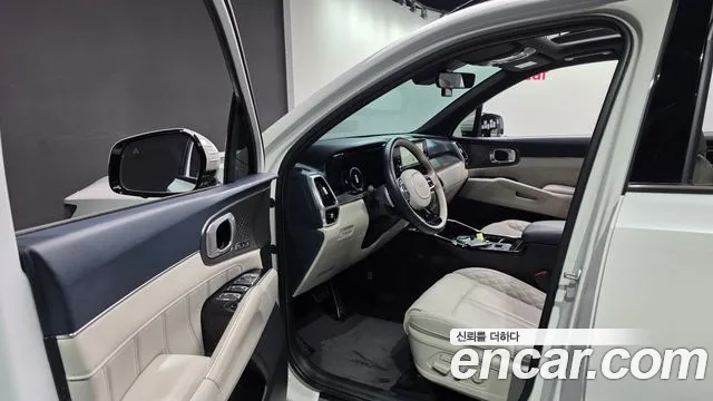 Kia Sorento 2023 — фото 11