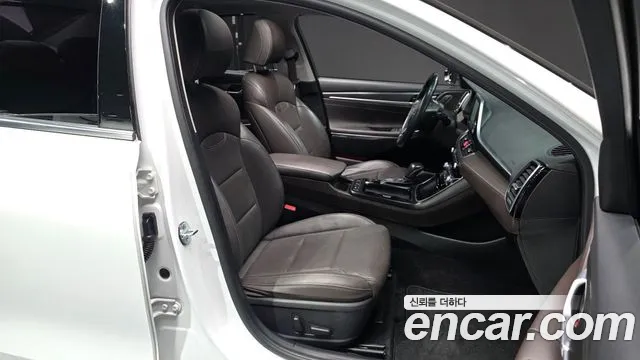 Hyundai Grandeur 2017 — фото 10