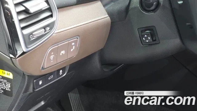 Hyundai Grandeur 2017 — фото 16