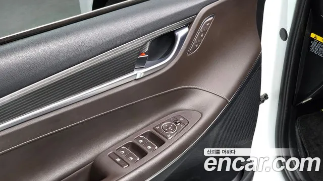 Hyundai Grandeur 2017 — фото 17