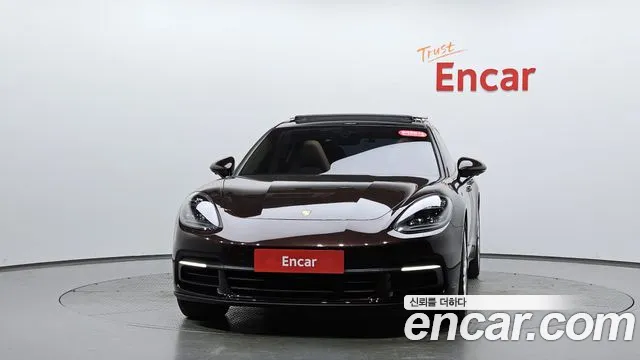 Porsche Panamera 2018 — фото 2