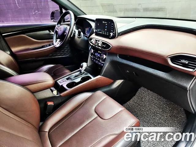 Hyundai Santafe 2019 — фото 11