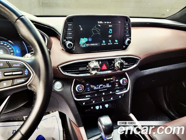 Hyundai Santafe 2019 — фото 14