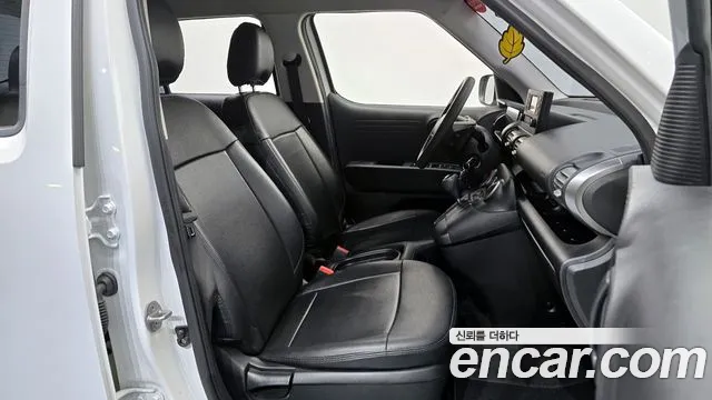 Hyundai Casper 2023 — фото 10