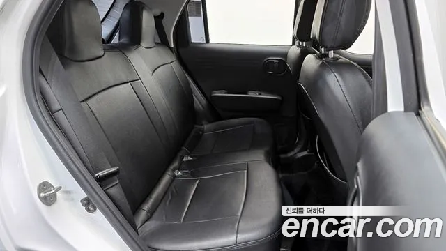 Hyundai Casper 2023 — фото 12