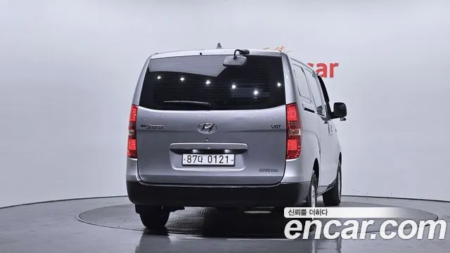 Hyundai Starex 2020 — фото 4