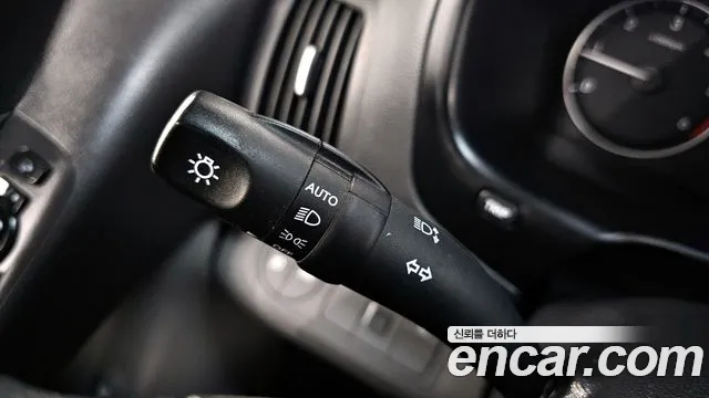 Hyundai Starex 2020 — фото 16