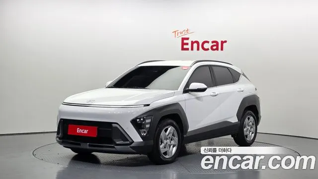 Hyundai Kona 2023 — фото 1