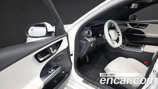 Mercedes-Benz C-Class 2022 — фото 11